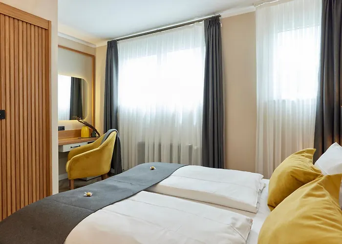 Hoffmanns Weinquartier מלון ברנקסטל - קיס